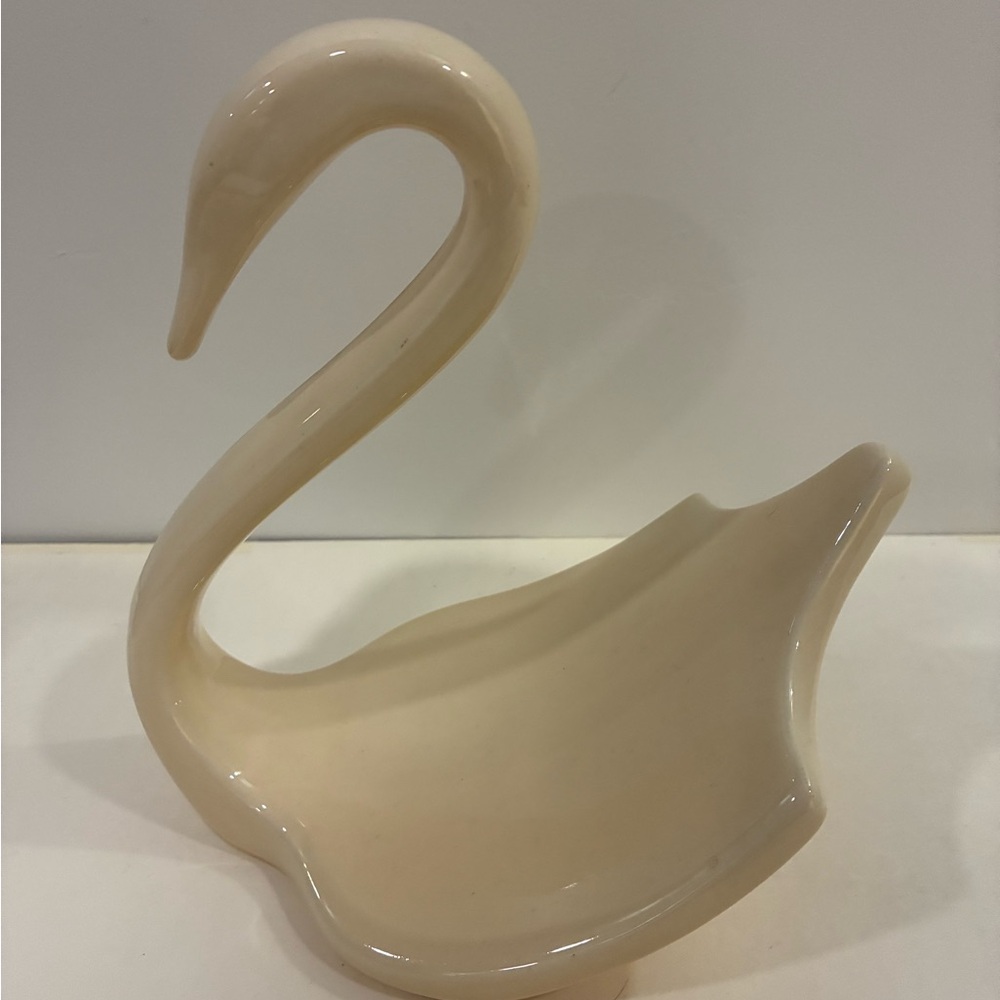 Swan Dish Nova Designs Fine Ceramic Swan Soap Dish/Trinket Dish Cream Off White